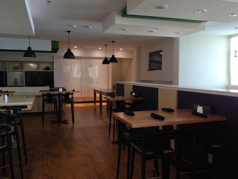 Holiday Inn Roswell By Ihg Exterior foto
