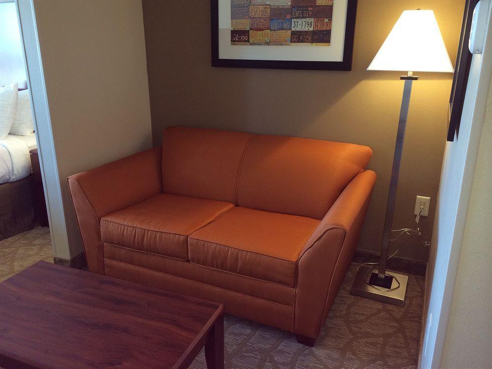 Holiday Inn Roswell By Ihg Exterior foto