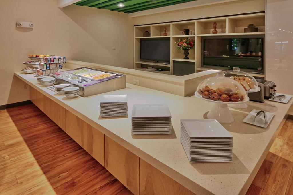 Holiday Inn Roswell By Ihg Exterior foto